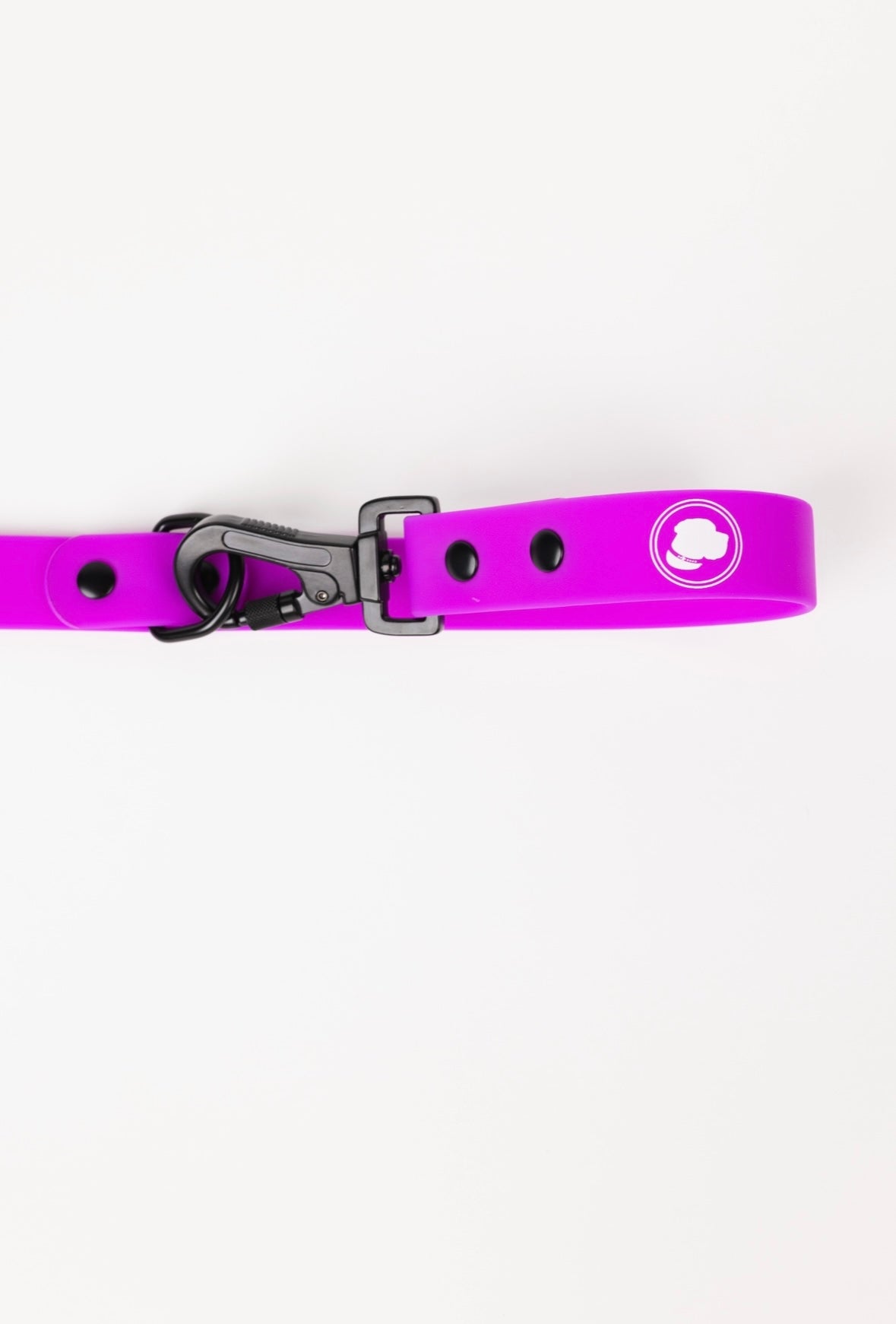 Electric Fuchsia Leash (Weather + Odor Resistant)